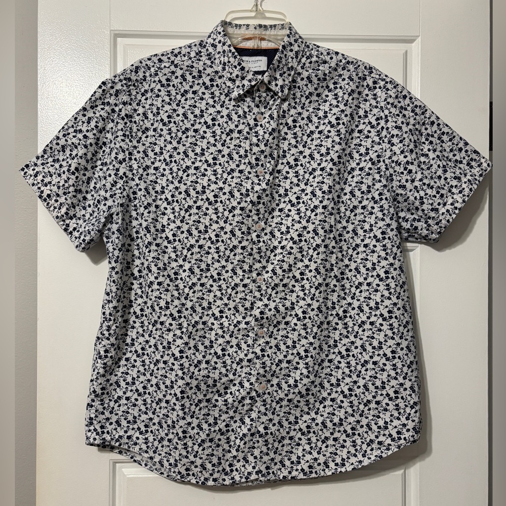 Denim & Flower Men’s Navy Floral Button Down Shirt